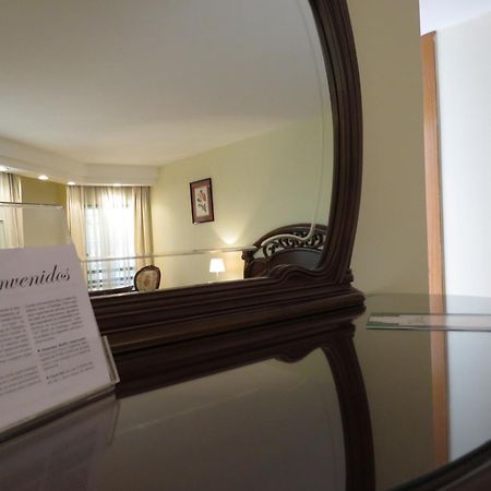 Hotel Diego De Velazquez Santiago Luaran gambar