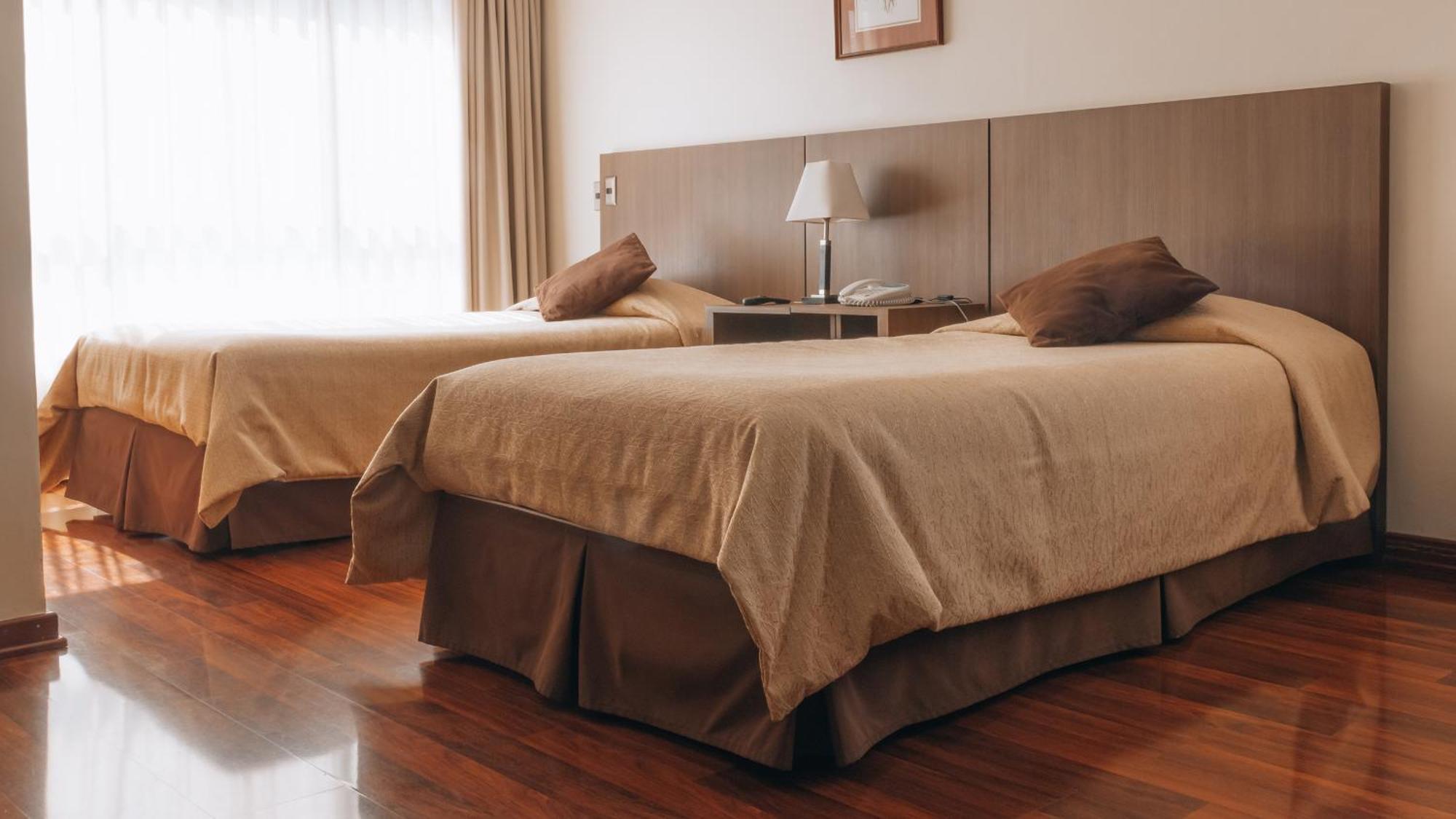 Hotel Diego De Velazquez Santiago Luaran gambar