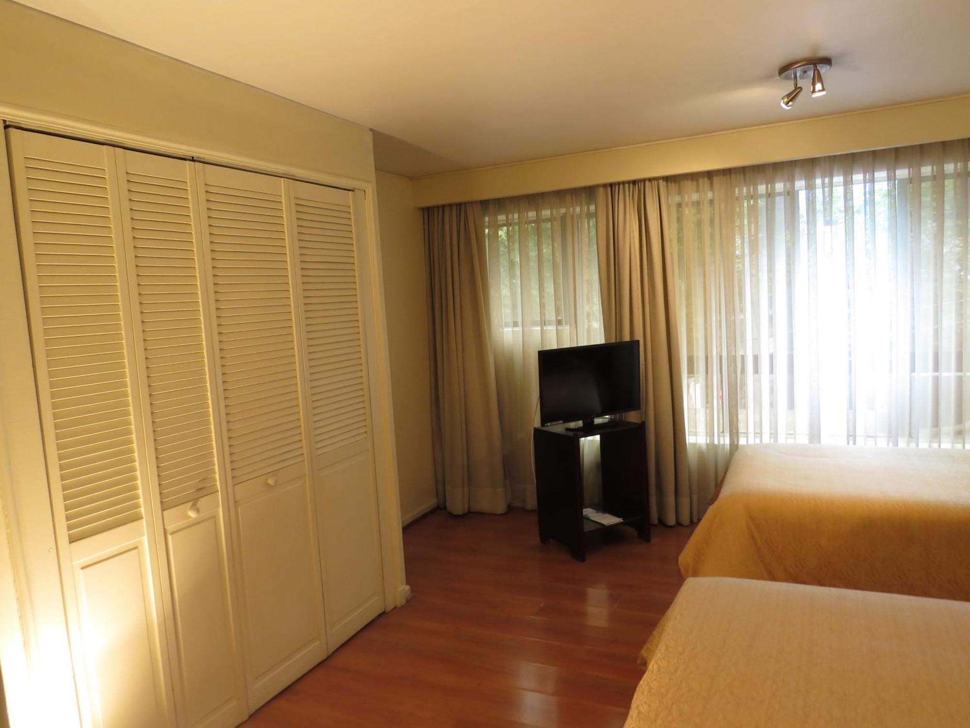 Hotel Diego De Velazquez Santiago Bilik gambar