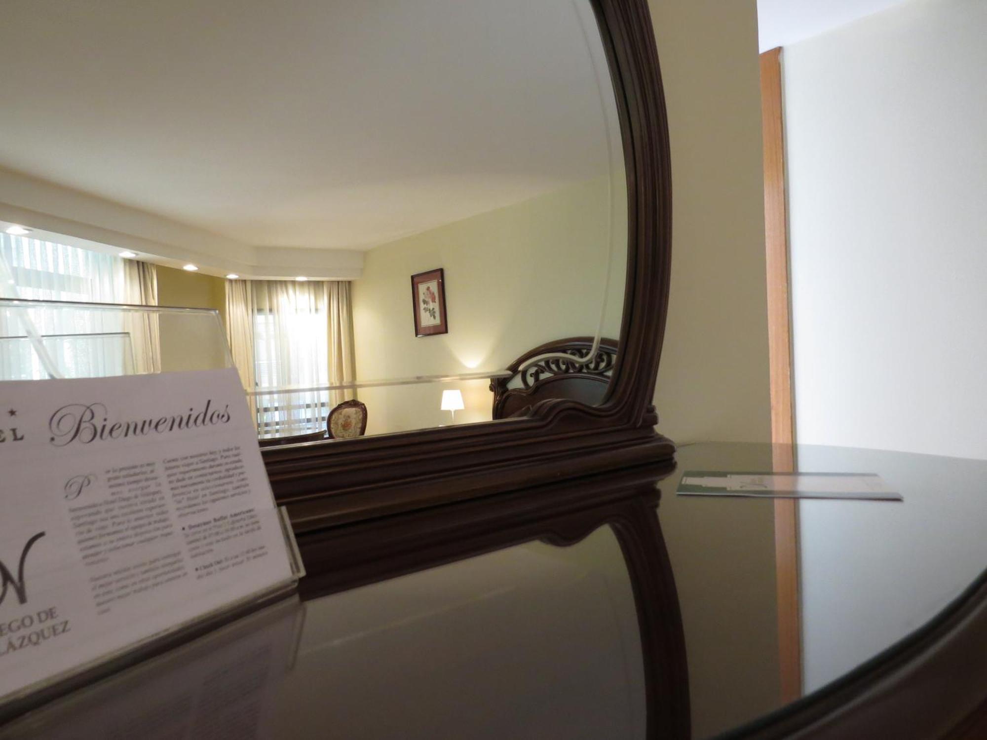 Hotel Diego De Velazquez Santiago Luaran gambar