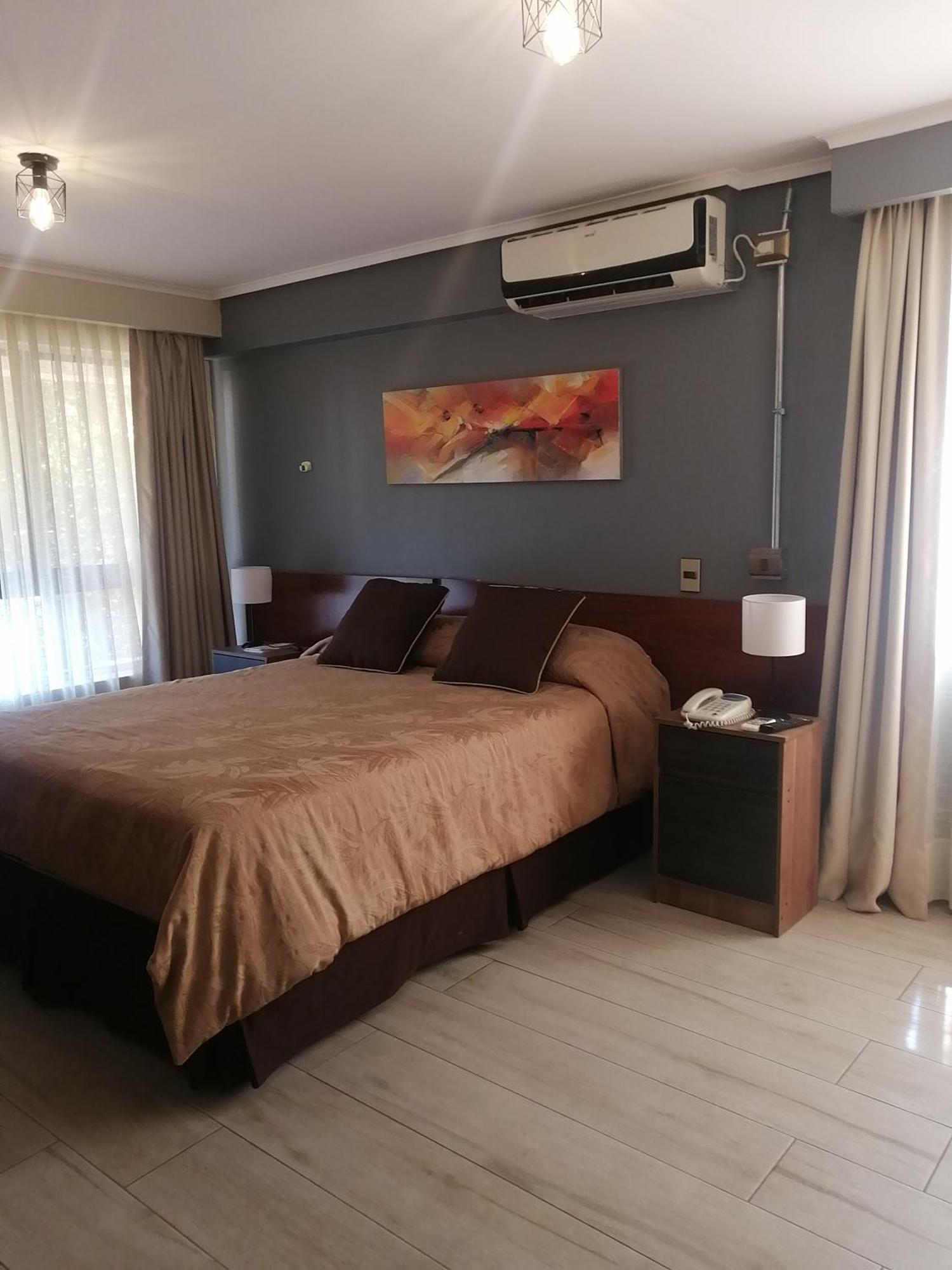 Hotel Diego De Velazquez Santiago Luaran gambar